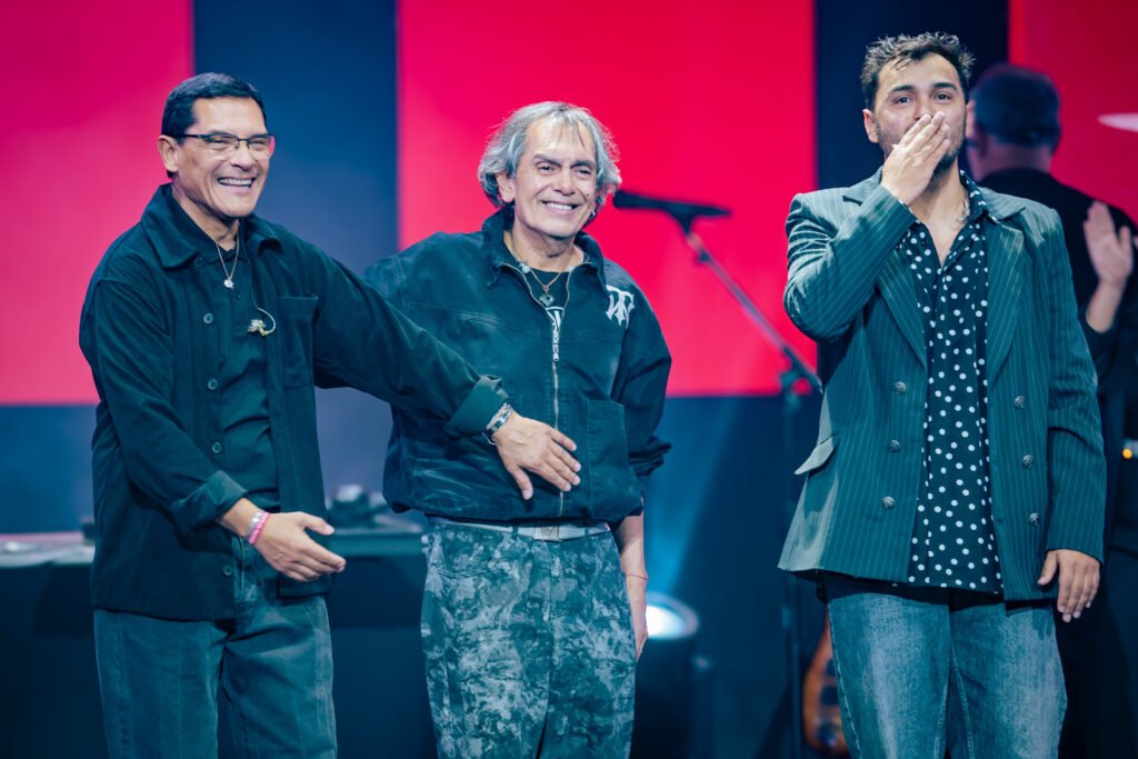 Los Nocheros durante una presentación de la gira 40 Años El Show