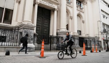 Imagen contextual del edificio del Banco Central de la República Argentina en Buenos Aires.