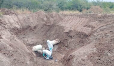 Personal de San Luis Agua realiza tareas de reparación en el Troncal I del acueducto Nogolí.