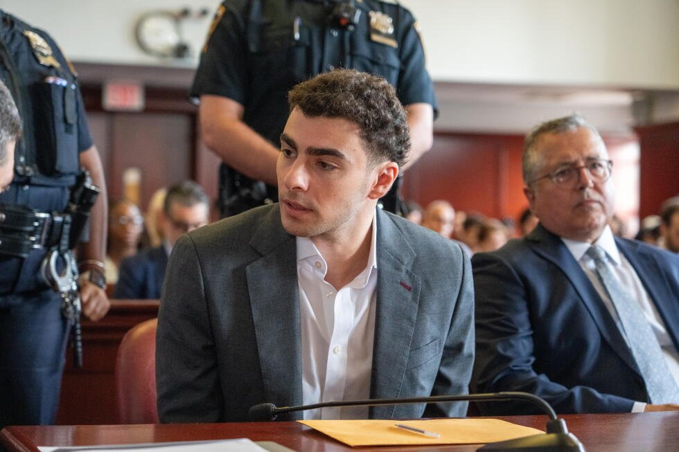 Luigi Mangione comparece ante el Tribunal Penal de Manhattan durante una audiencia previa en Nueva York.