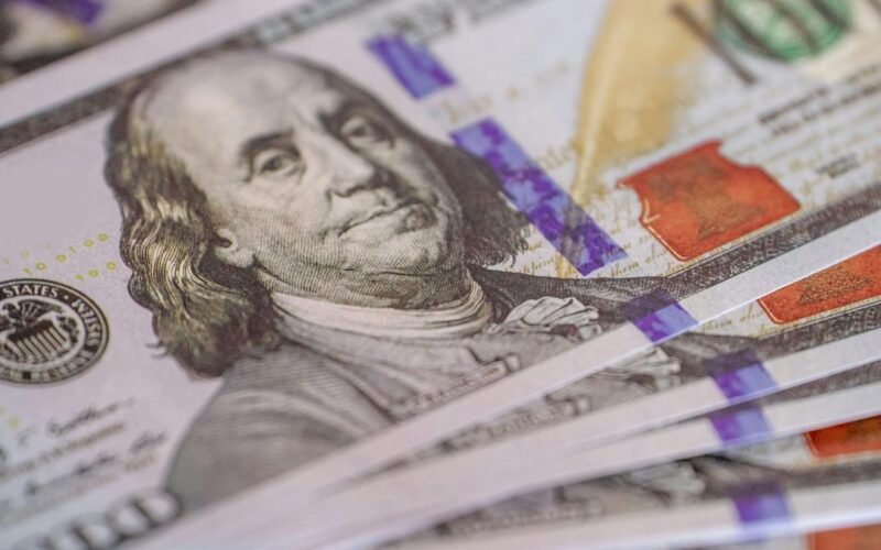 Imagen ilustrativa de billetes de dólares estadounidenses.