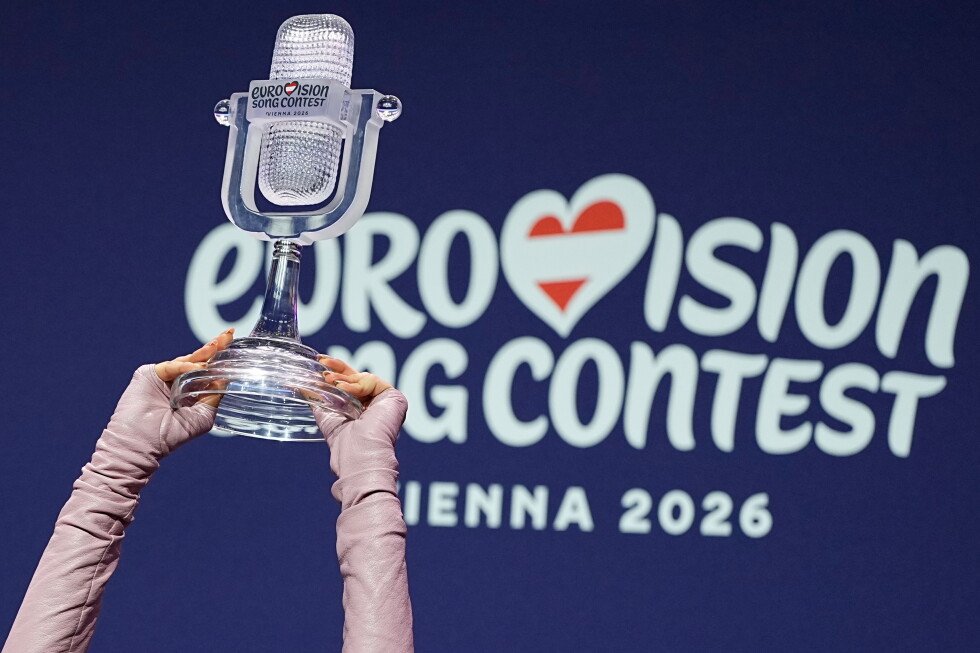 Imagen de archivo contextual del trofeo de Eurovisión 2026 en Viena, Austria.