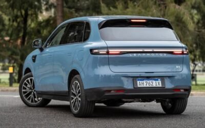 Imagen contextual de un SUV Leapmotor B10, modelo presentado por la marca en Argentina.