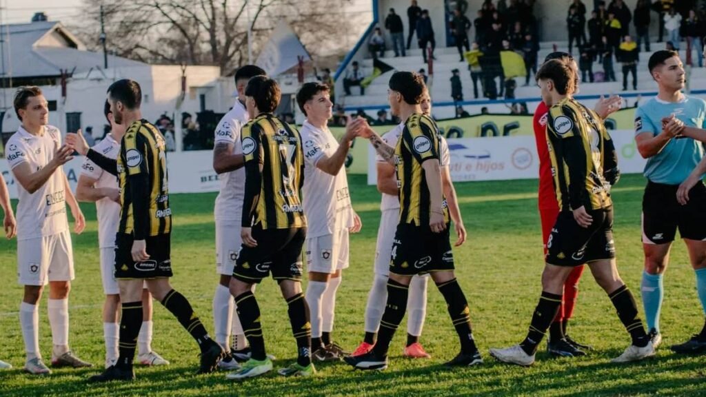 Imagen de archivo de jugadores de Santamarina durante un partido anterior.