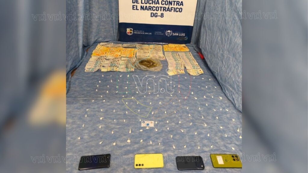 Elementos secuestrados durante los allanamientos por drogas realizados en Villa Mercedes.