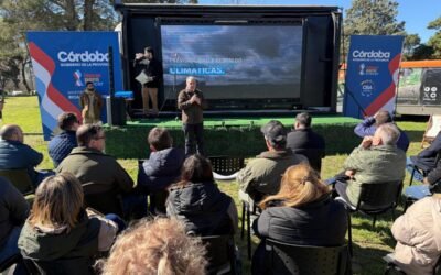 Imagen contextual de una actividad pública sobre seguros agrícolas en Córdoba.