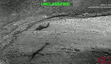 Imagen de archivo de video desclasificado que muestra el terreno durante la operación de recuperación de un militar estadounidense en Irán.
