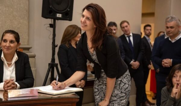 Imagen de archivo de la jueza Laura De Marinis durante su ceremonia de jura.