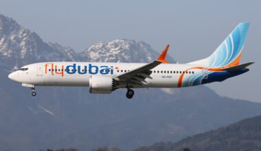 Imagen de archivo de un avión de Flydubai en vuelo; no corresponde necesariamente al vuelo investigado.