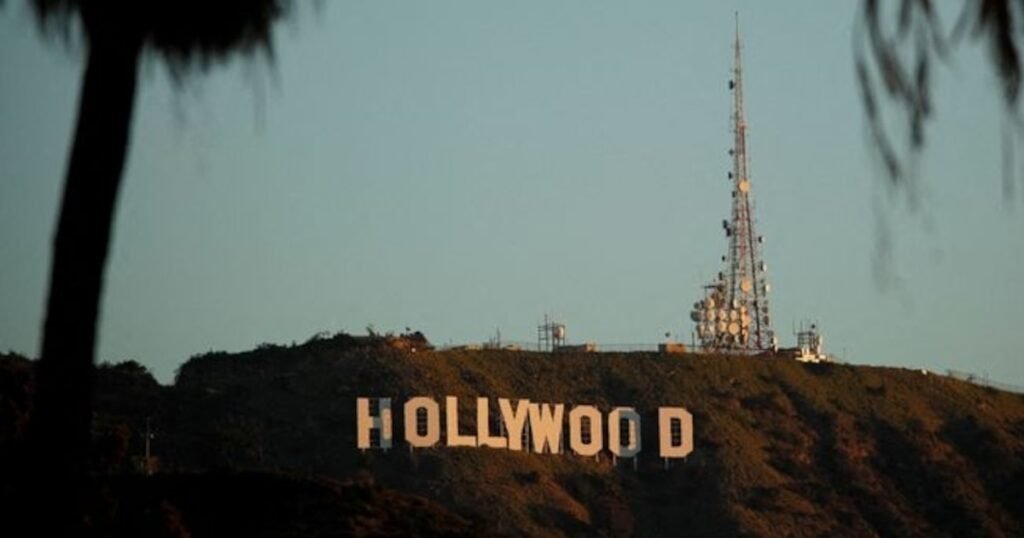 Imagen contextual de archivo del cartel de Hollywood en una colina.