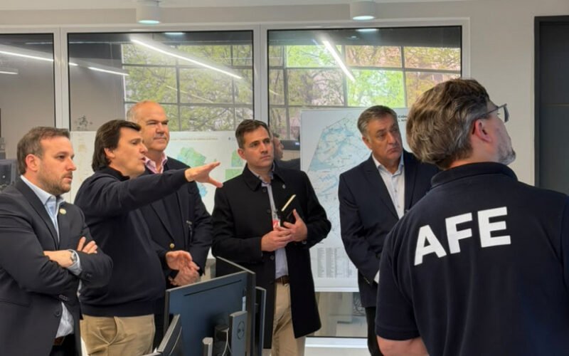 Imagen contextual de una reunión de monitoreo institucional vinculada con el fenómeno El Niño.