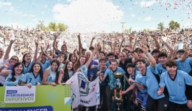 Imagen de archivo de participantes de los Juegos Intercolegiales Deportivos.