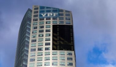 Imagen de archivo del edificio de YPF, como referencia contextual al caso.