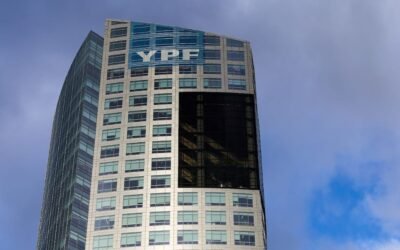 Imagen de archivo del edificio de YPF, como referencia contextual al caso.