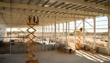 Imagen contextual de una estructura industrial en construcción, ilustrativa de la inversión anunciada.